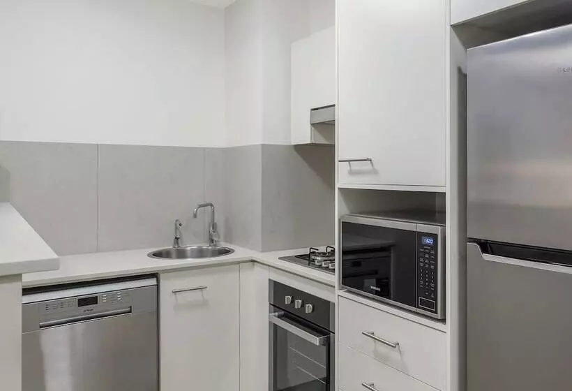 آپارتمان اجرایی 1 خوابه, Oaks Brisbane On Margaret Suites
