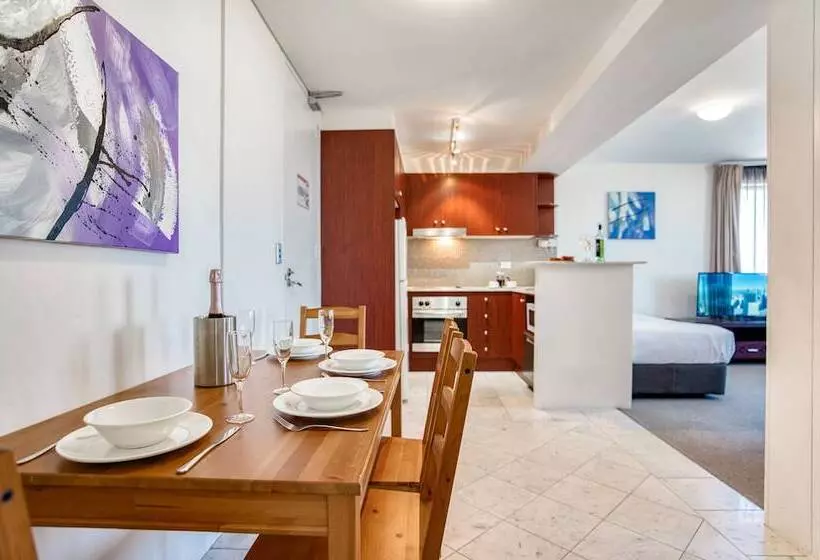 Huoneisto 1 Makuuhuone, Park Regis Concierge Apartments