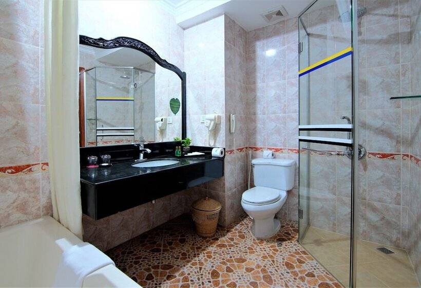 Номер Superior Вид на Город, Somadevi Angkor Resort & Spa