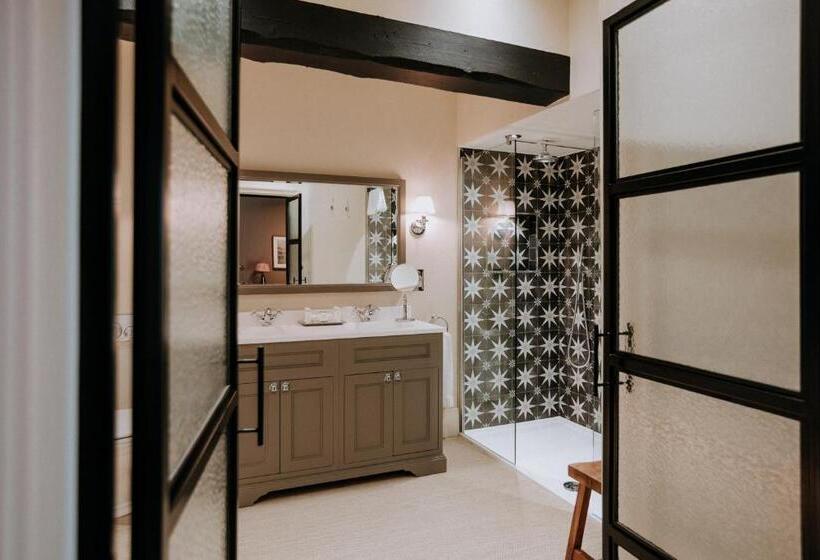 디럭스 룸, Swinton Park