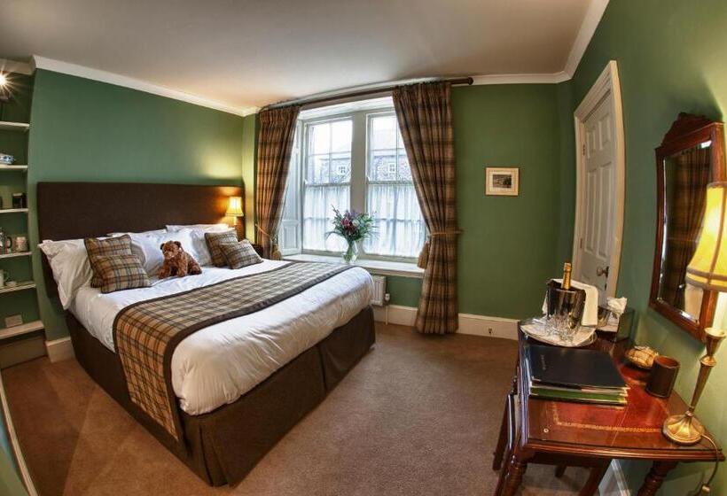 غرفة قياسية, Swinton Park