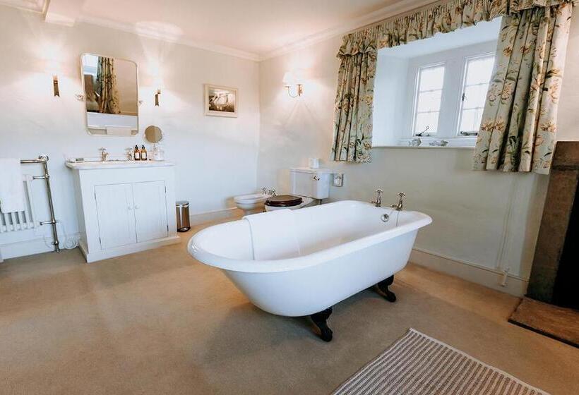 בית, 4 חדרי שינה, Swinton Park