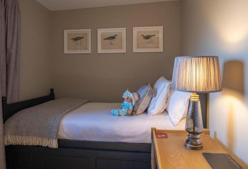 منزل غرفة نوم واحدة, Swinton Park