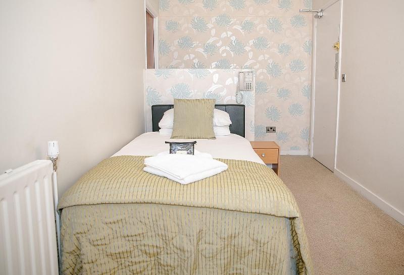 스탠다드 싱글 룸, The Cumberland