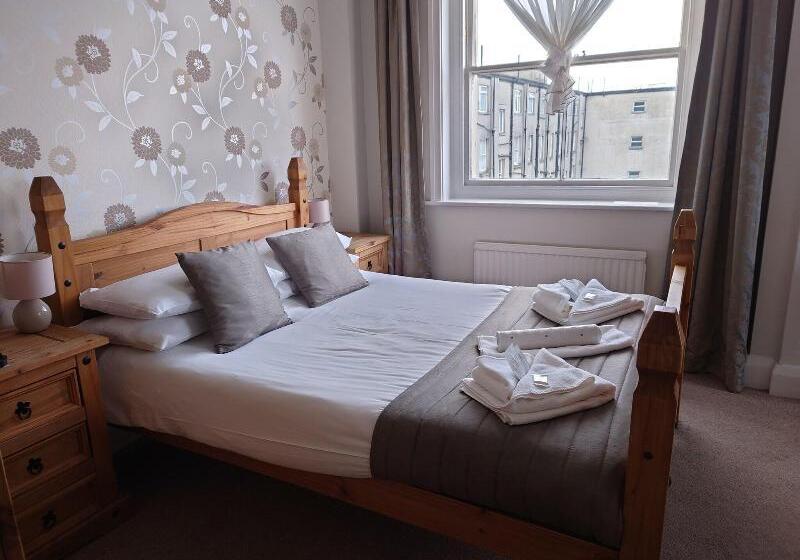 스탠다드 룸, The Cumberland