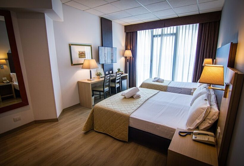 اتاق سوپریور, Tuscany Inn