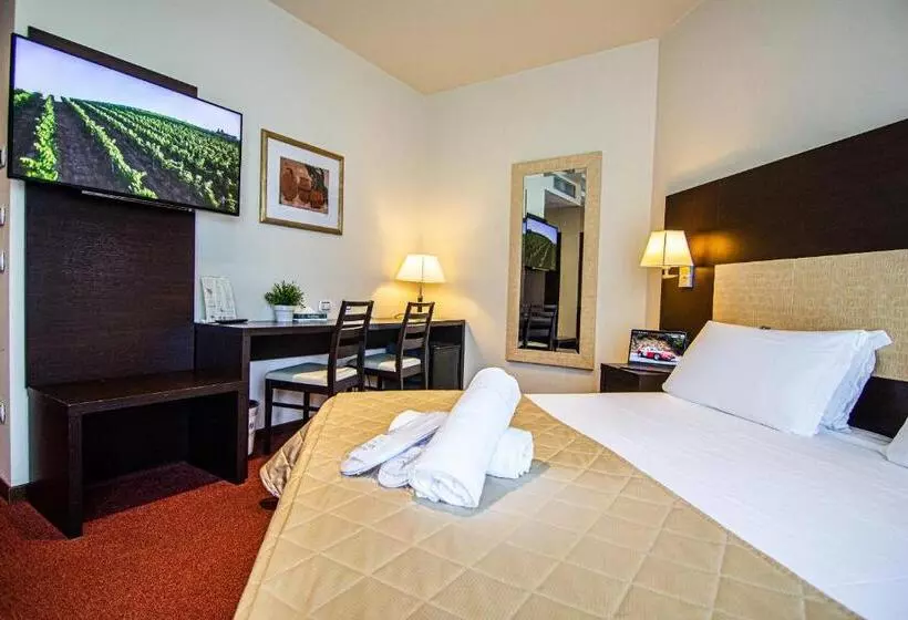 スーペリアールーム, Tuscany Inn