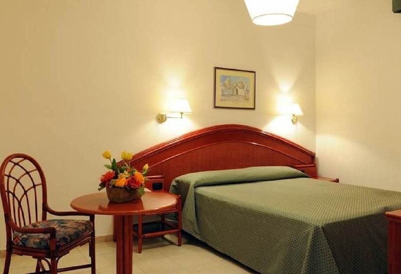 스탠다드 트리플 룸, Villa Rosa