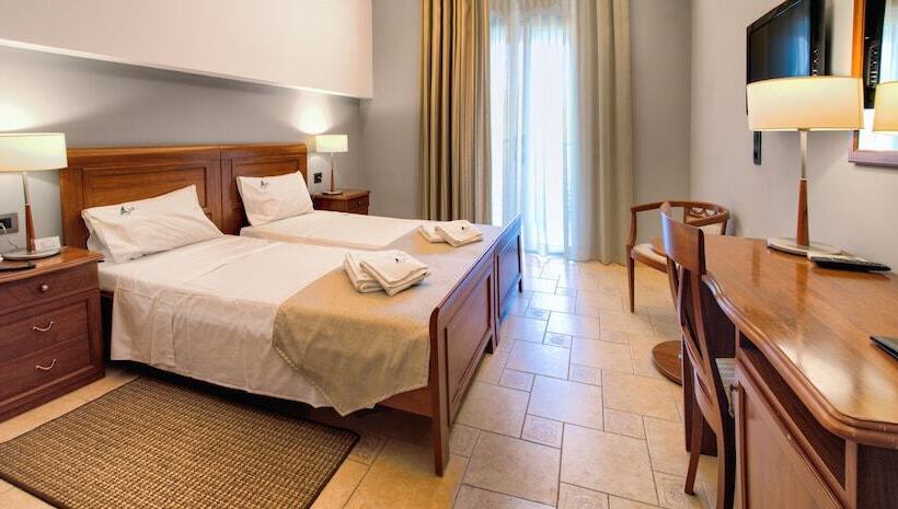 اتاق سوپریور, Mediterranean Beach Resort