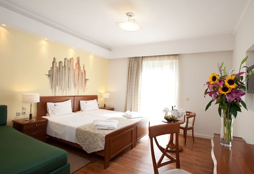 اتاق اجرایی, Mediterranean Beach Resort