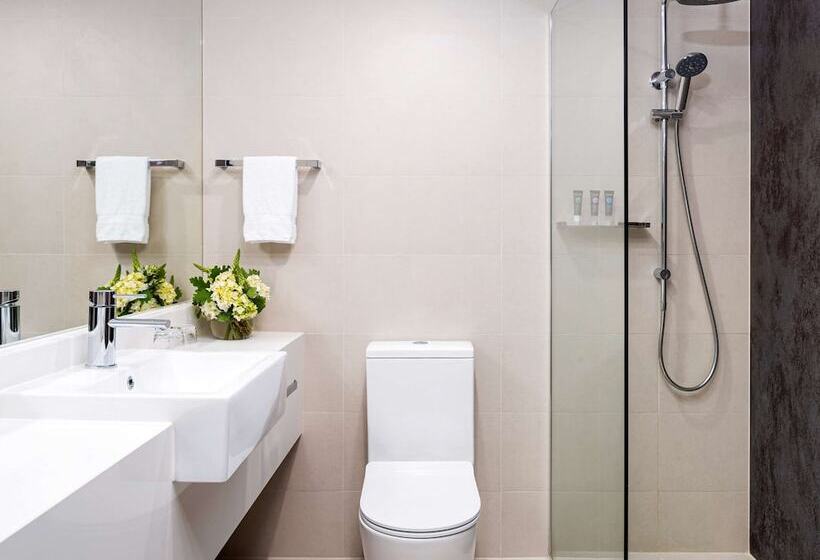 스탠다드 룸 더블 침대, Novotel Geelong