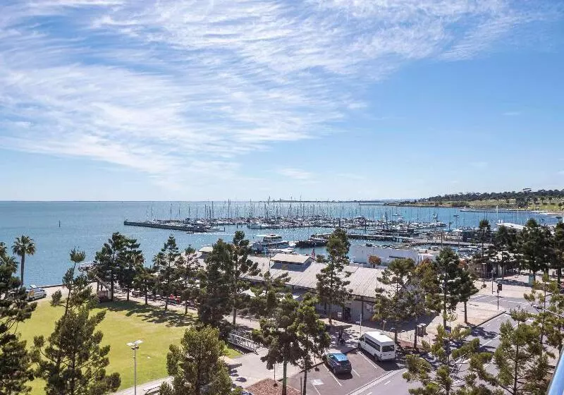 バルコニー付きデラックスルーム, Novotel Geelong