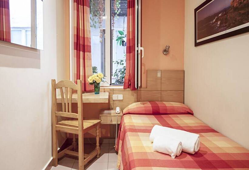 اتاق استاندارد یک نفره, Hostal Inter Puerta del Sol