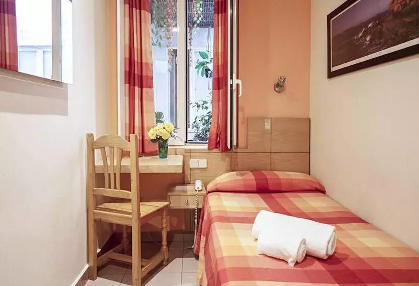 اتاق استاندارد یک نفره, Hostal Inter Puerta del Sol