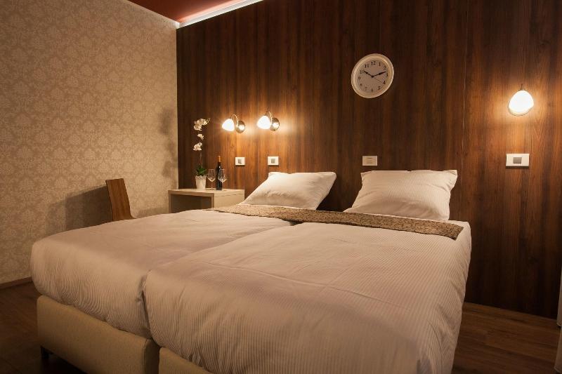 اتاق استاندارد یک نفره, Eco Hotel Center Postojna