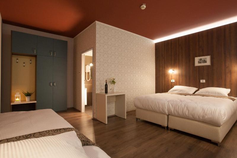 اتاق استاندارد سه نفره, Eco Hotel Center Postojna