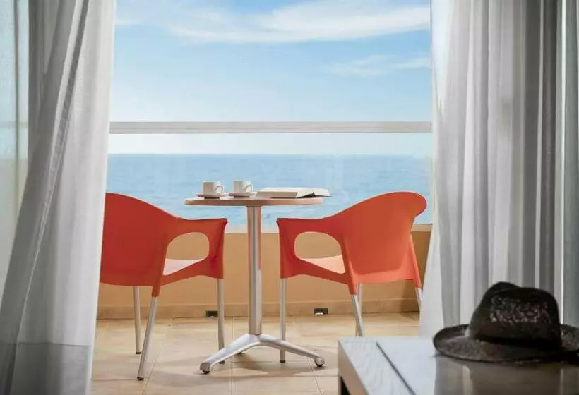 سوییت جونیور, Elba Carlota Beach & Golf Resort