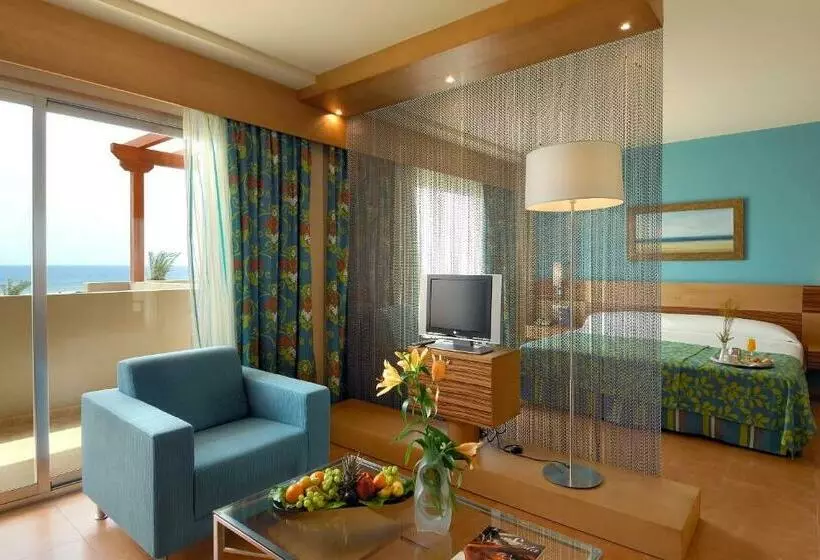 سوییت جونیور, Elba Carlota Beach & Golf Resort