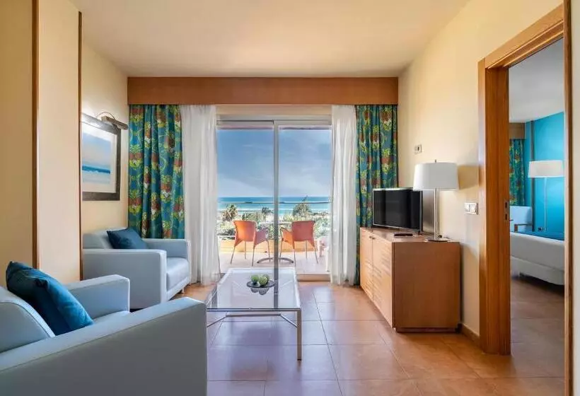 سوییت, Elba Carlota Beach & Golf Resort