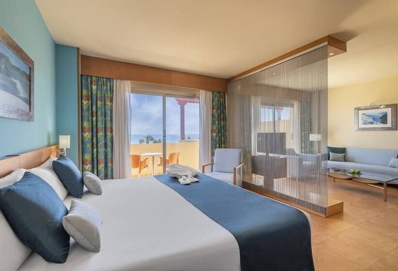 غرفة عائلية مطلّة علي البحر, Elba Carlota Beach & Golf Resort