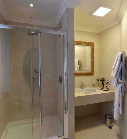 Стандартный Номер Кровать Кинг, Grand Hotel Yerevan   Small Luxury Hotels Of The World