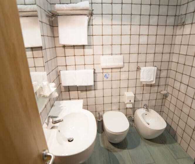 Номер Стандарт Трехместный, Amico