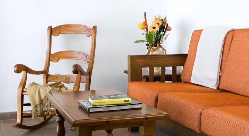 דירת חדר, Casa Palacio De Los Leones