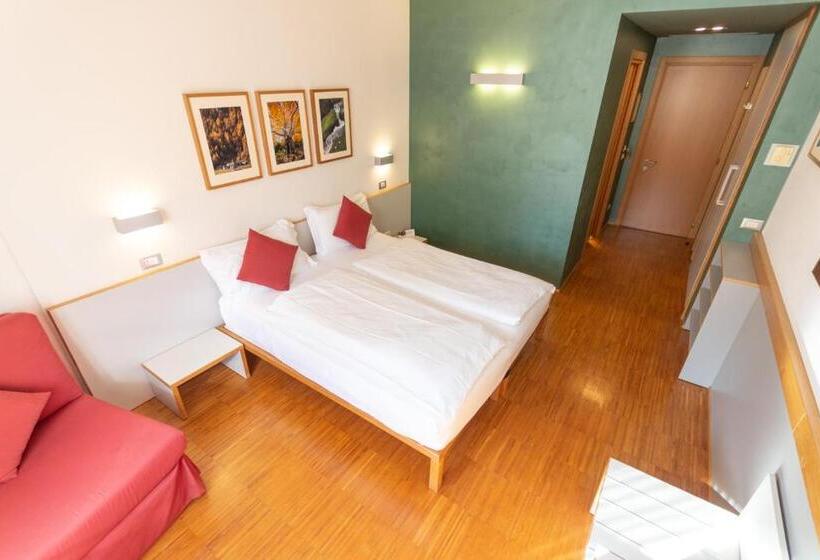 חדר סטנדרט מותאם לאדם עם מוגבלויות, Cortese