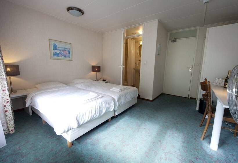 غرفة ديلوكس, De Grote Zwaan