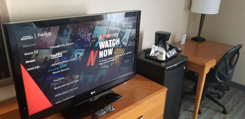 스탠다드 룸 킹사이즈 침대, Marriott Fairfield Sudbury