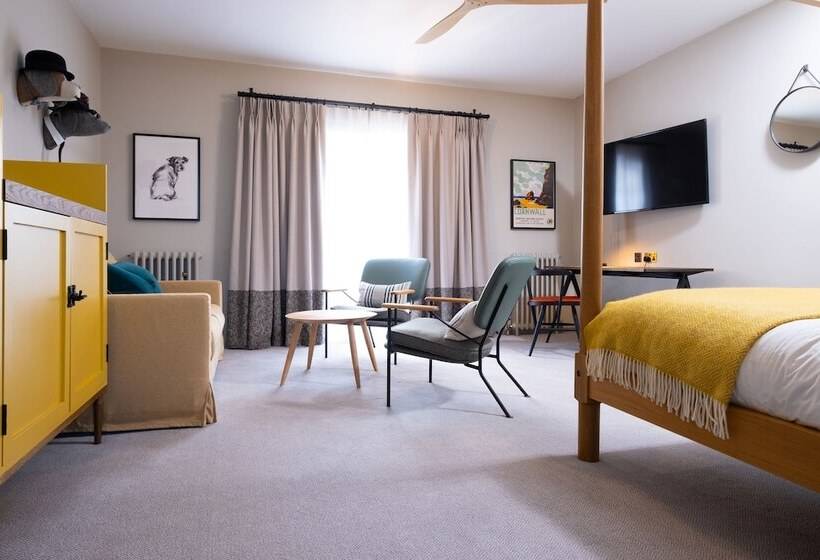 Люкс 2 Спальни, Fowey Hall