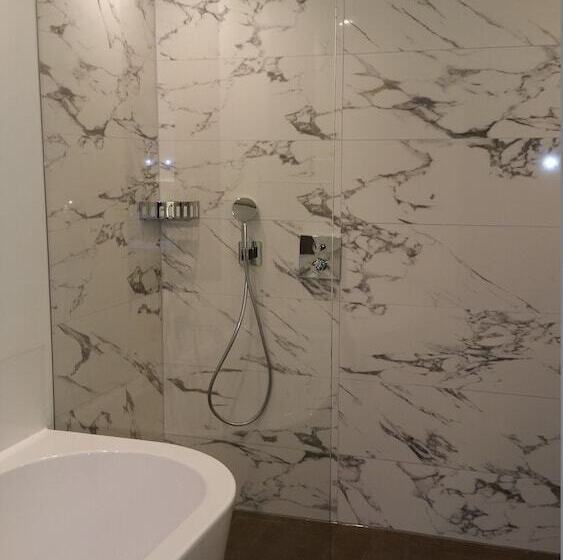 标准间, Kasteel Bloemendal