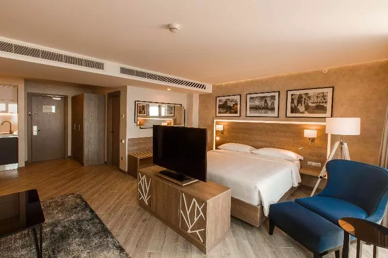 استودیوی استاندارد با چشم‌انداز دریا, Radisson Hotel Baku