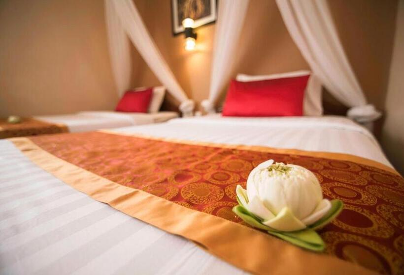 غرفة سوبيريور, Reaksmey Chanreas