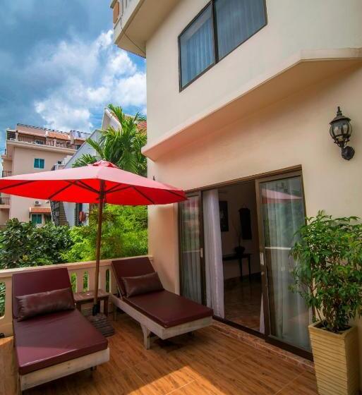 جناح ملكى, Reaksmey Chanreas