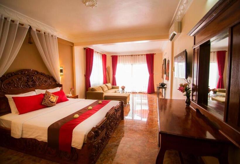 جناح ملكى, Reaksmey Chanreas