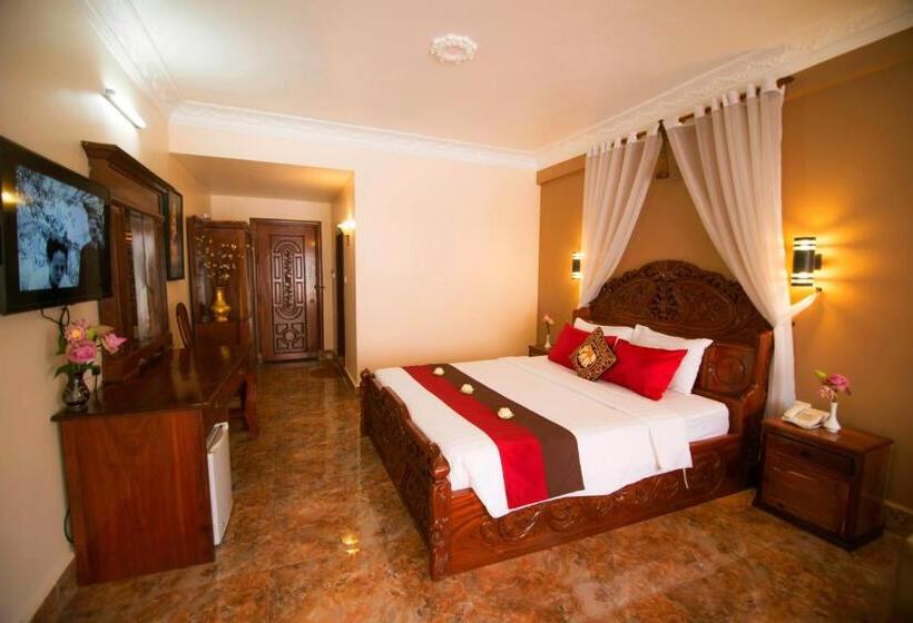 جناح ملكى, Reaksmey Chanreas