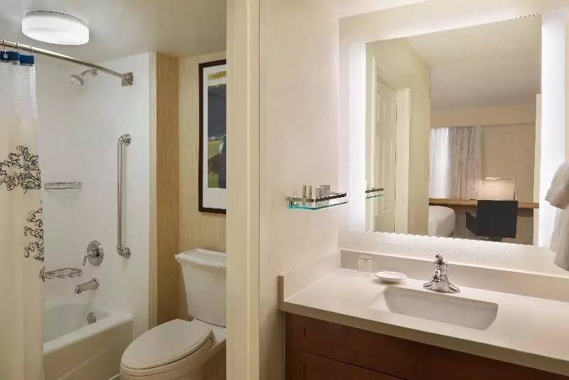 Sviitti 2 Makuuhuonetta, Residence Inn By Marriott Toronto Airport