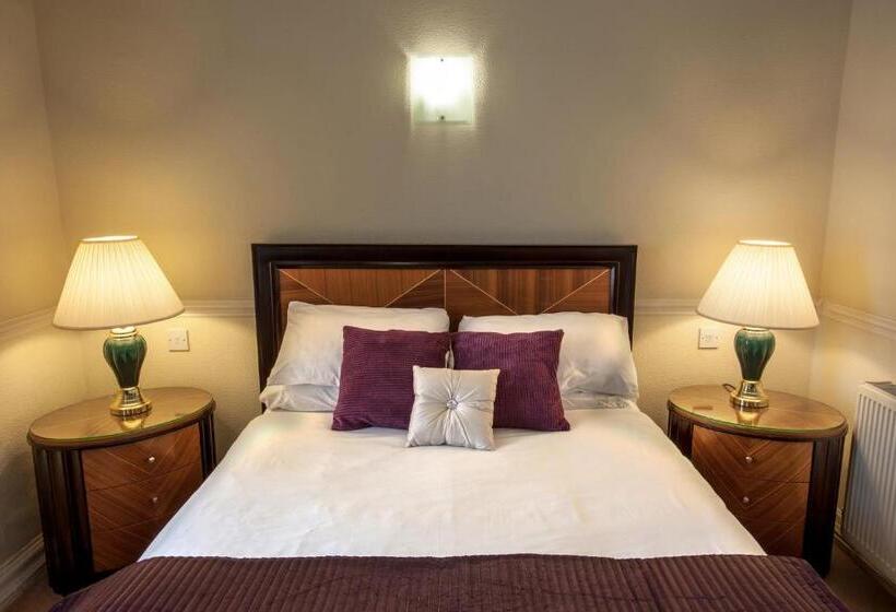 标准间, The Metropole