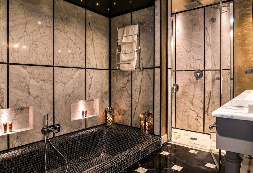 スイート, Villa Carlotta