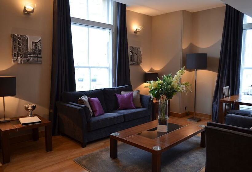 דירת חדר, Quebecs Luxury Apartments