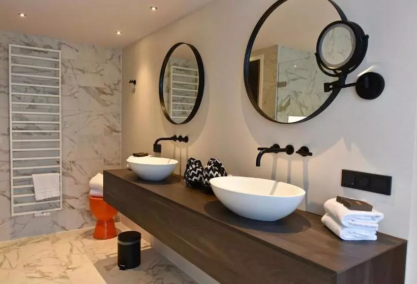 Suite with Balcony, Van Der Valk Hotel Emmeloord