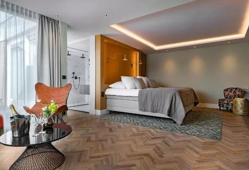 Suite with Balcony, Van Der Valk Hotel Emmeloord