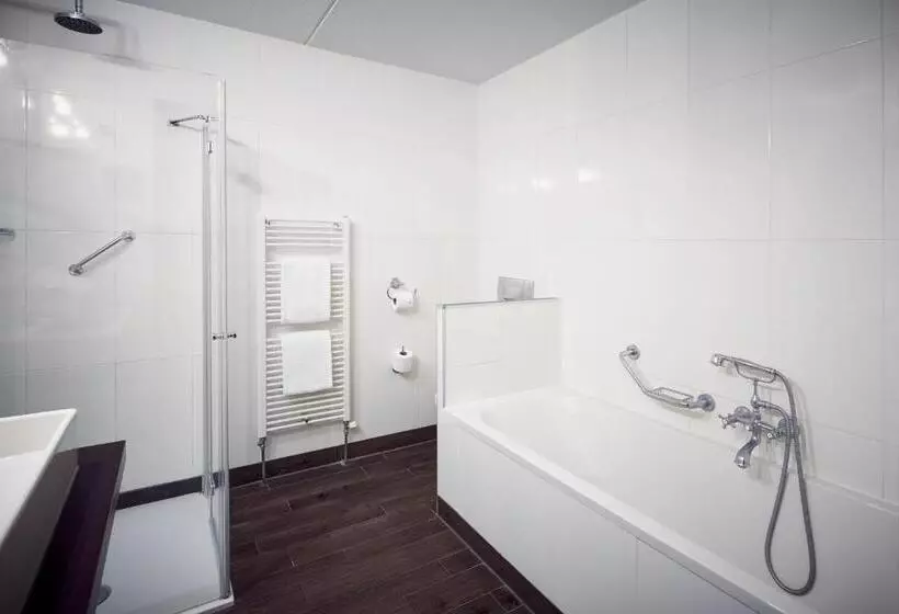Standard Room, Van Der Valk Hotel Emmeloord
