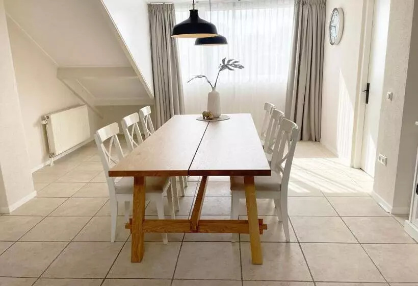 1 Bedroom Apartment, Van Der Valk Hotel Emmeloord