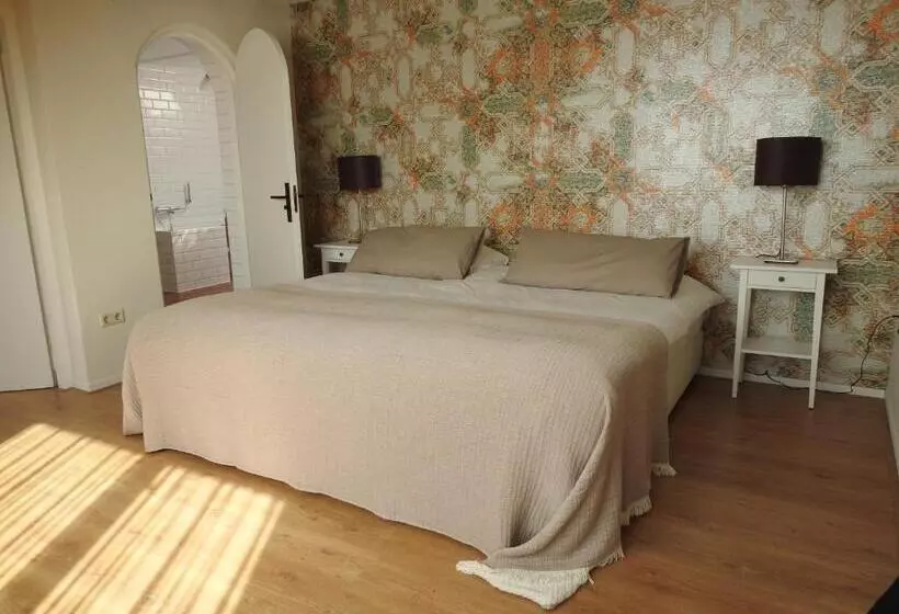 1 Bedroom Apartment, Van Der Valk Hotel Emmeloord