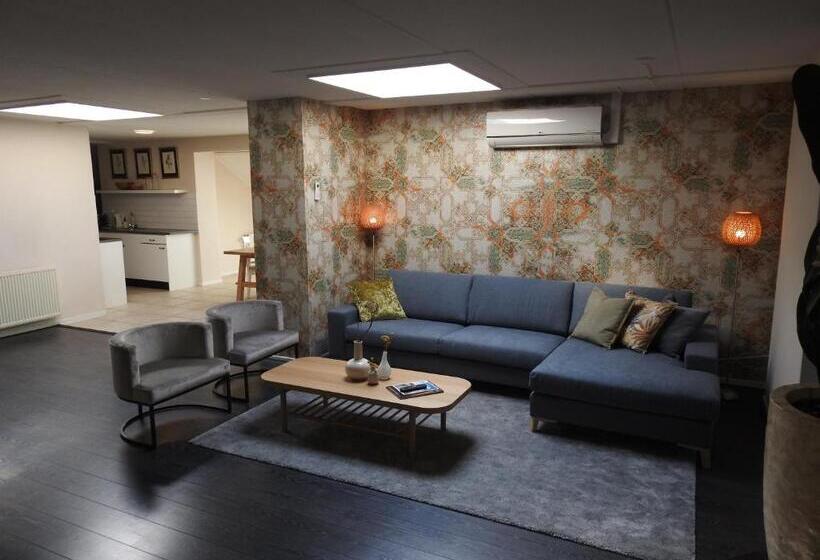 Апартаменты 1 Спальня, Van Der Valk Hotel Emmeloord