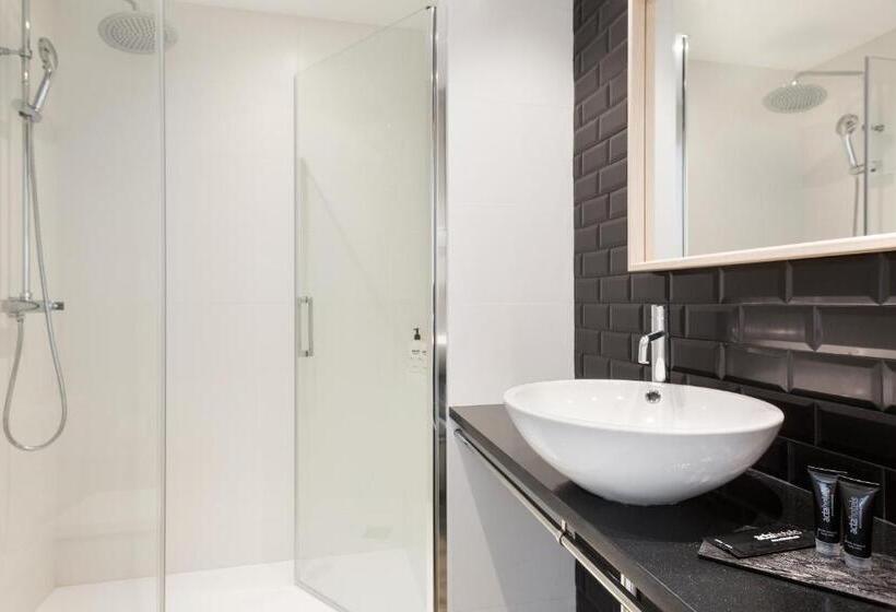 Номер Superior, Acta Bcn 40