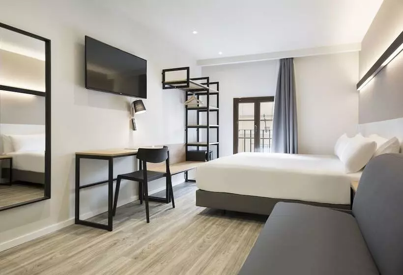 اتاق استاندارد سه نفره, Acta Bcn 40