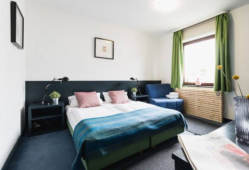 Номер Стандарт, City Hotel Fellbach 24h Check In